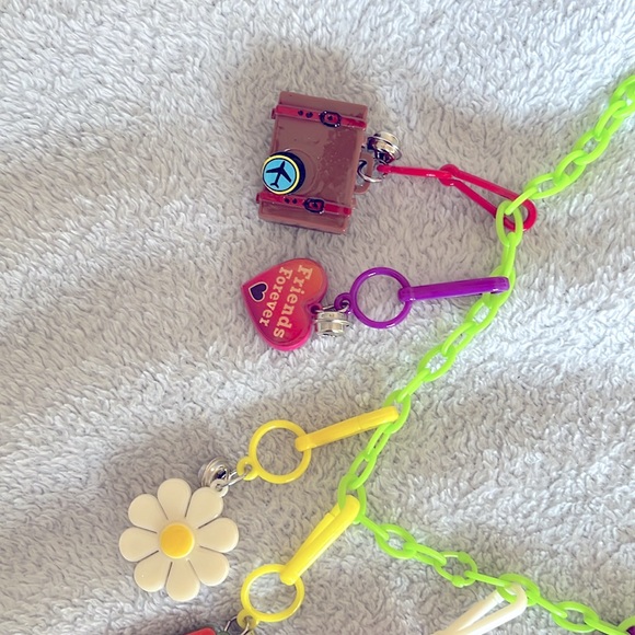 Retro 80s Style Bell Plastic Charm necklace with charms. Collection - Picture 4 of 4